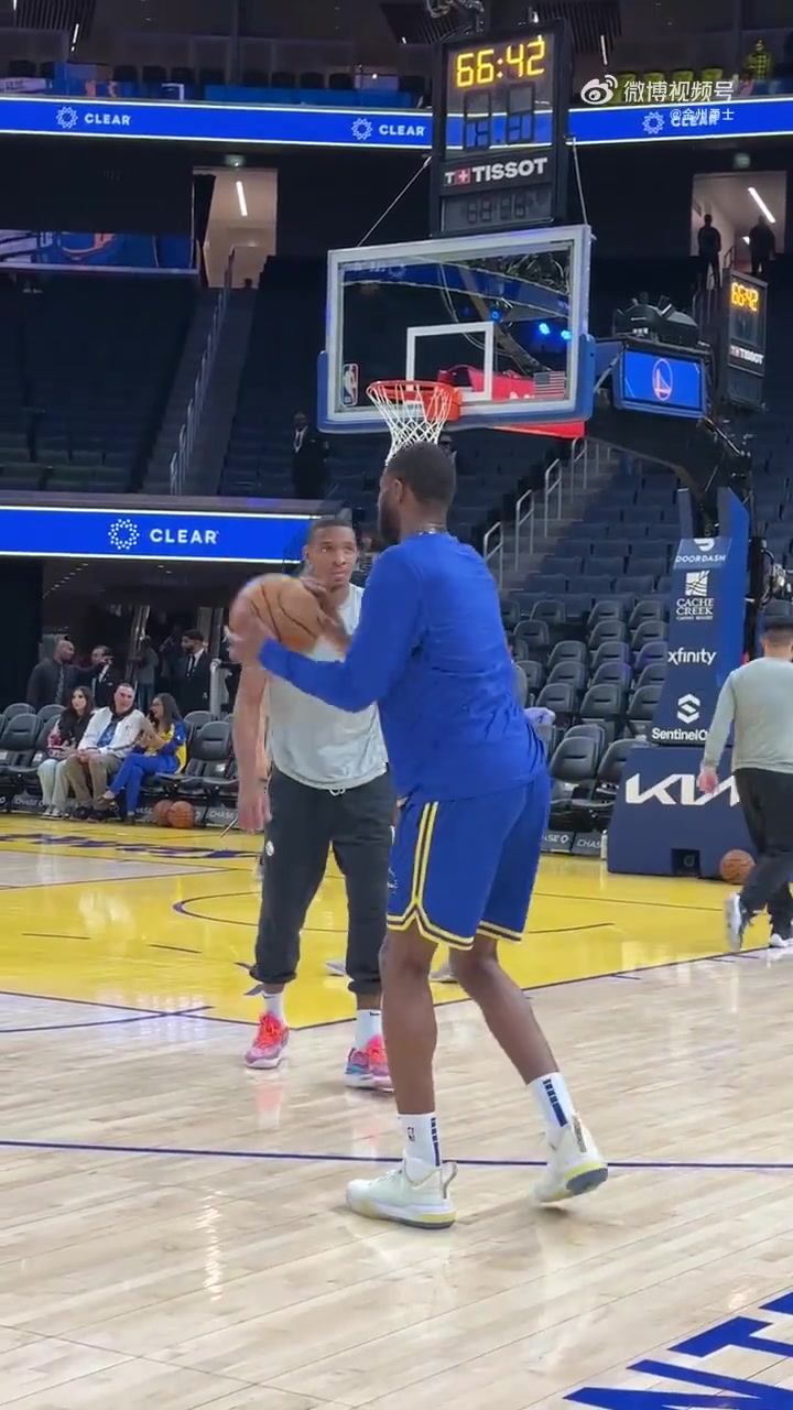 嘴哥赛前热身三分弹无虚发，库里今天不打就靠你了！