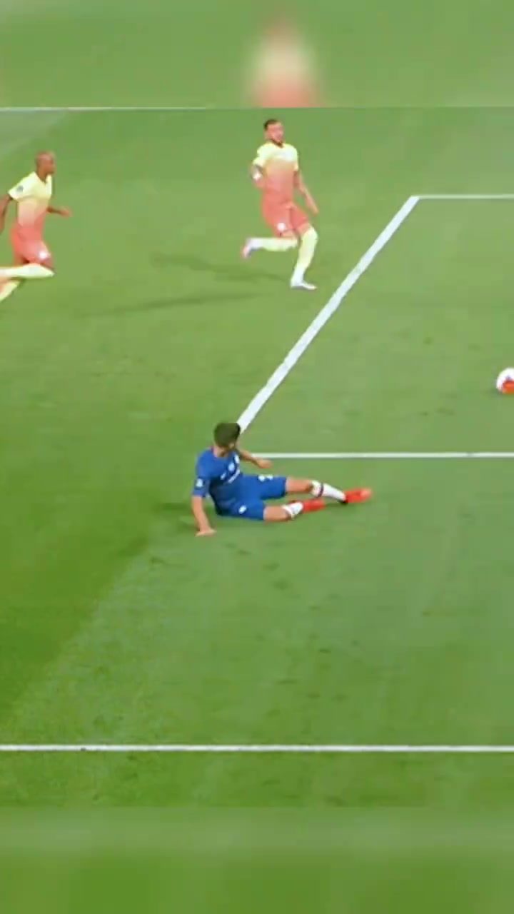 曼城：巅峰的他，绝对是最好的边后卫之一！